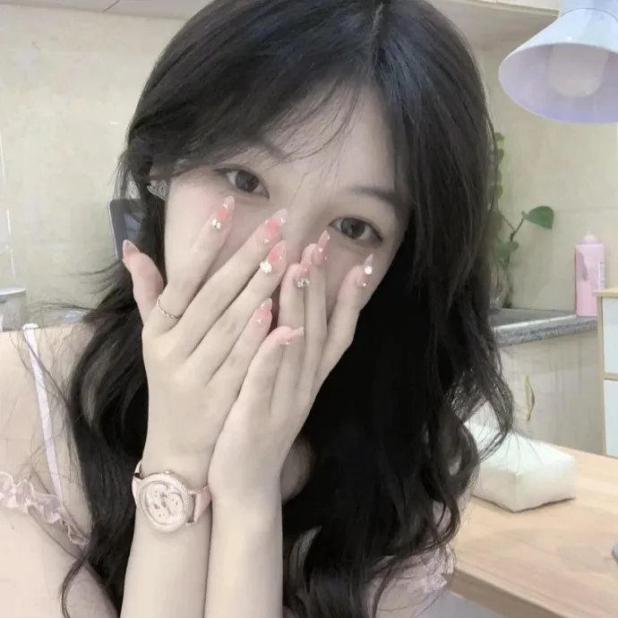 村主任和他的女友